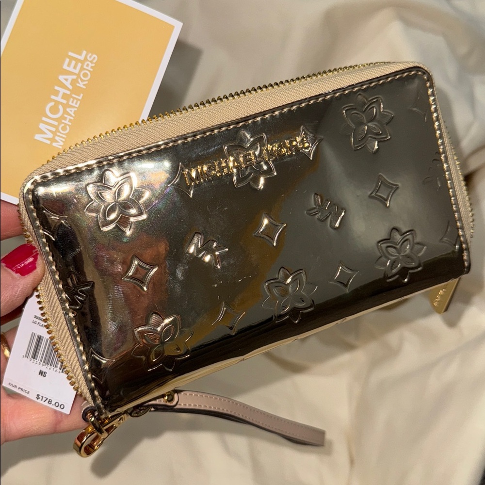 Michael Kors NWT Metallic Gold Floral Wristlet